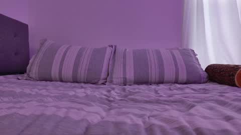 Snapshot of cherryvonfairy chatting on 17, 9, 2025 Cheravona CherryVonFairy online show from 17, 9, 2025