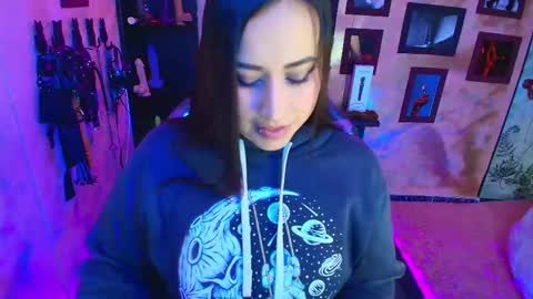 cherry online show from 6, 11, 2025