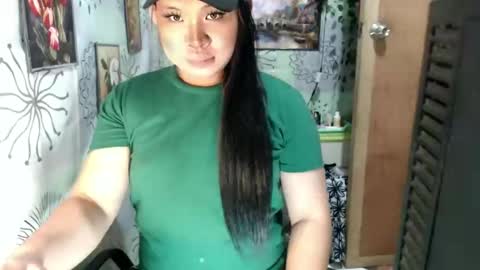 chescahotxxxl online show from 5, 2, 2025