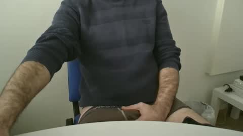 Snapshot of cheslongss chatting on 16, 3, 2026 Ches Long online show from 16, 3, 2026