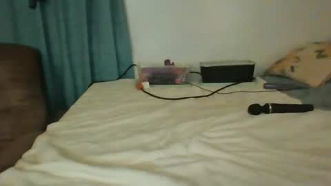 Jade and Thomas online show from 3, 3, 2026