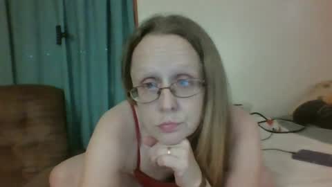 Snapshot of chevybear69 chatting on 12, 6, 2026 Jade and Thomas online show from 12, 6, 2026