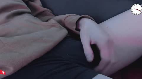 Grey online show from 12, 10, 2025