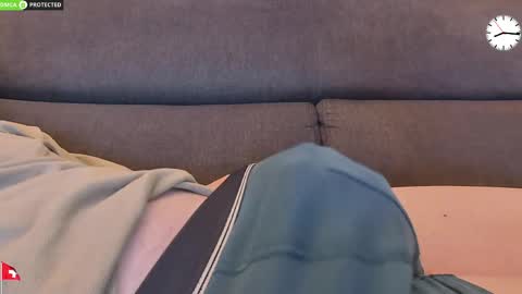Snapshot of chezmonsieur_g chatting on 26, 5, 2026 Grey online show from 26, 5, 2026