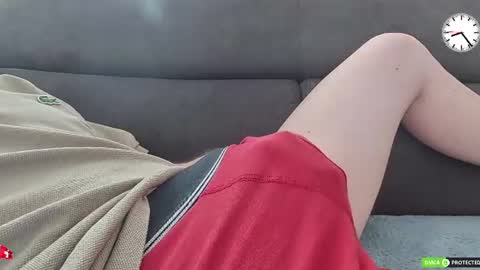 Snapshot of chezmonsieur_g chatting on 2, 8, 2026 Grey online show from 2, 8, 2026