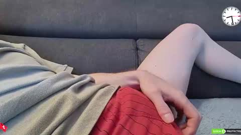 Snapshot of chezmonsieur_g chatting on 2, 8, 2026 Grey online show from 2, 8, 2026