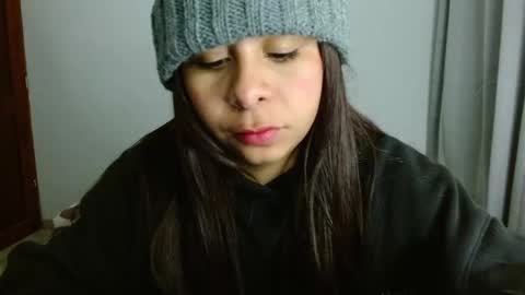 Snapshot of chiara_20 chatting on 18, 10, 2025 Airam online show from 18, 10, 2025