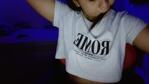 Snapshot of chiara_20 chatting on 22, 11, 2025 Airam online show from 22, 11, 2025