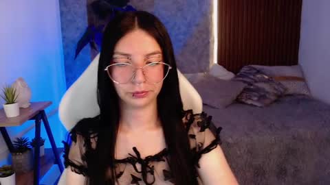 Snapshot of chiaraa_fiore chatting on 1, 3, 2025 Chiara online show from 1, 3, 2025