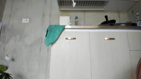 Chiara fustox online show from 13, 4, 2026