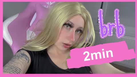 Snapshot of chibi_hibby chatting on 21, 6, 2026 Baby Hibby next stream Sorry Im sick... online show from 21, 6, 2026