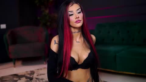 Cami online show from 8, 9, 2025