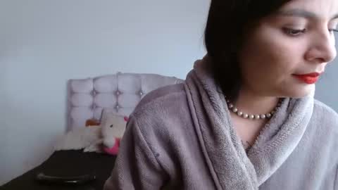Snapshot of chicarita_fire chatting on 18, 9, 2025 Channel Fire online show from 18, 9, 2025