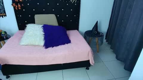 LAURA online show from 21, 10, 2025