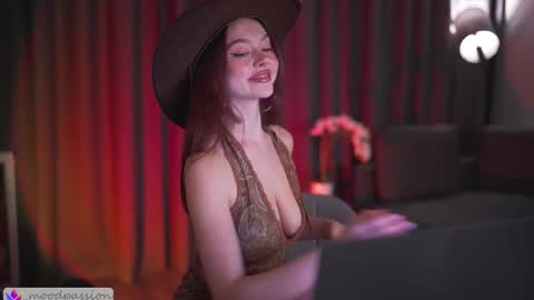 Snapshot of chillwithstacy chatting on 28, 9, 2025 chillwithstacy online show from 28, 9, 2025