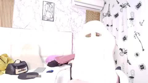 Snapshot of chiquibumbun chatting on 10, 7, 2026 sophia online show from 10, 7, 2026