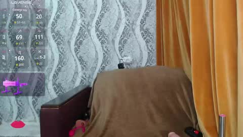 Snapshot of chloe29 chatting on 27, 5, 2026 Mira online show from 27, 5, 2026