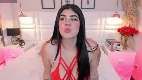 Chloe Fox  online show from 27, 6, 2026