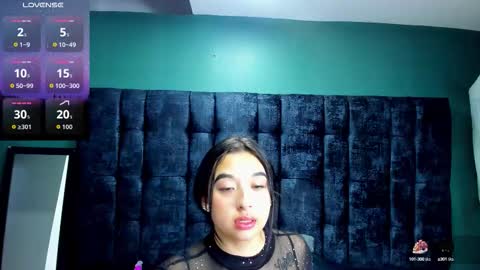 Snapshot of chloe_adamsa__ chatting on 7, 10, 2025 CHLOE online show from 7, 10, 2025