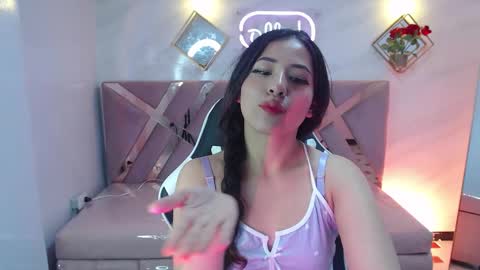 Snapshot of chloe_brownn_v chatting on 19, 9, 2025 Hi Stream 1500 to 2100 online show from 19, 9, 2025