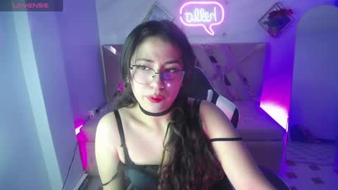 Snapshot of chloe_brownn_v chatting on 30, 9, 2025 Hi Stream 1500 to 2100 online show from 30, 9, 2025