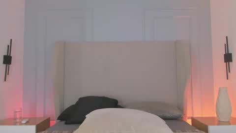 Chloe online show from 7, 3, 2026