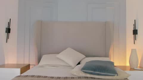 Chloe online show from 14, 4, 2026