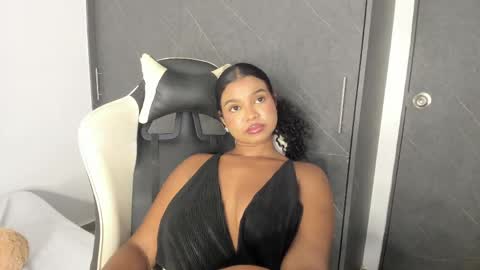 chloe online show from 7, 5, 2026