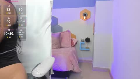 Chloe online show from 11, 10, 2025