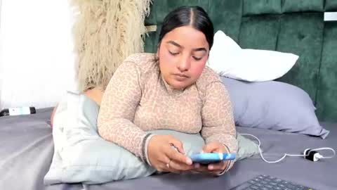 Snapshot of chloe_jackson25 chatting on 12, 7, 2026 Chloe online show from 12, 7, 2026