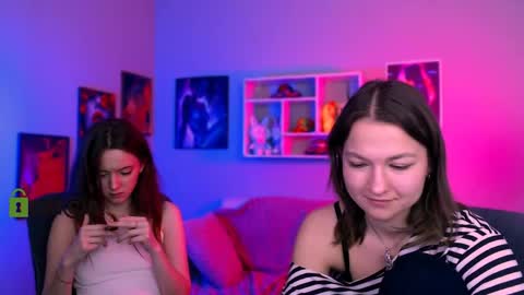Snapshot of chloe_ley chatting on 21, 4, 2026 chloe_ley online show from 21, 4, 2026