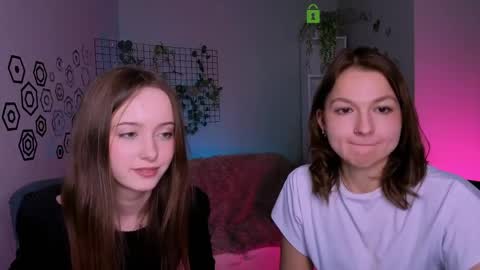 Snapshot of chloe_ley chatting on 29, 4, 2026 chloe_ley online show from 29, 4, 2026