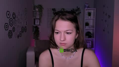 Snapshot of chloe_ley chatting on 3, 6, 2026 chloe_ley online show from 3, 6, 2026