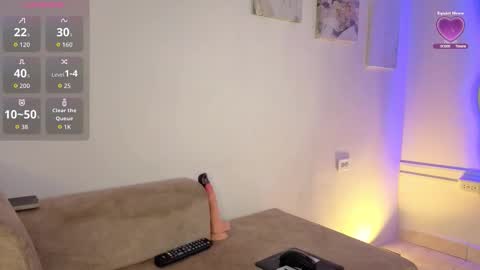 Snapshot of chloe_madisson chatting on 12, 1, 2026 chloe online show from 12, 1, 2026