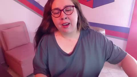 chloe_prg online show from 20, 12, 2024