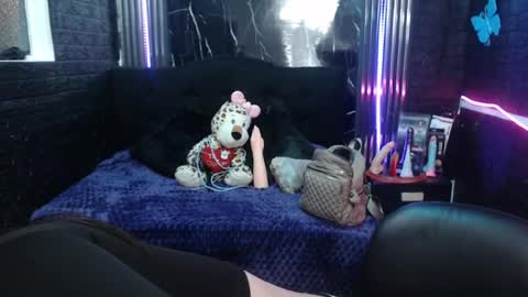 chloe_smith5 online show from 30, 6, 2026