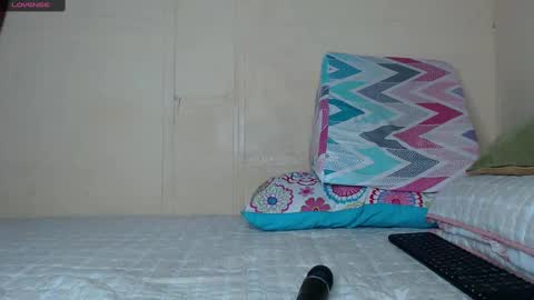 Snapshot of chloe_vahos chatting on 3, 1, 2025 Chloe online show from 3, 1, 2025