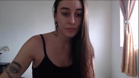 Chloe  online show from 27, 2, 2026