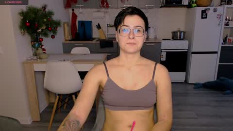 Eva and Sandra online show from 4, 1, 2025