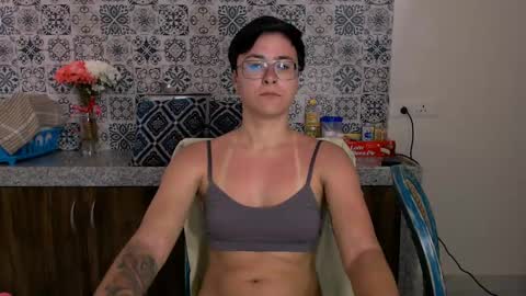 Eva and Sandra online show from 16, 2, 2025