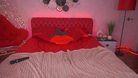 Snapshot of chloebright chatting on 6, 12, 2024 chloebright online show from 6, 12, 2024