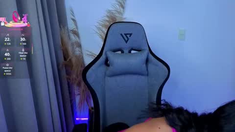 Chloe online show from 17, 4, 2026