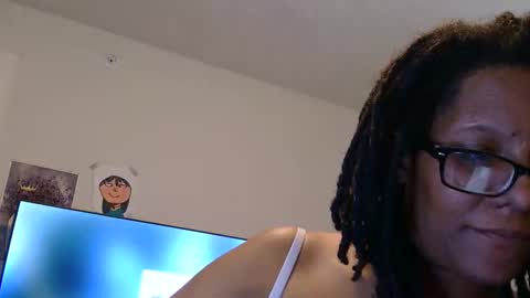 Snapshot of chloeclapper24 chatting on 6, 5, 2026 Chloe online show from 6, 5, 2026