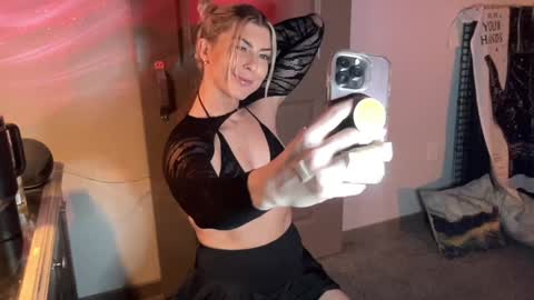 Chloecumz4u online show from 22, 1, 2025