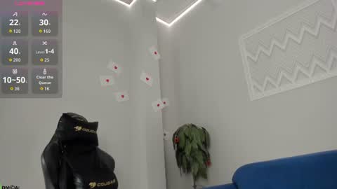 Snapshot of chloee_white chatting on 25, 7, 2026 chloee white online show from 25, 7, 2026