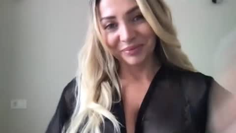 Chloe online show from 9, 7, 2026