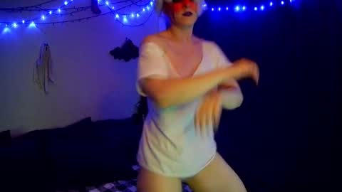 Snapshot of chloekissxo chatting on 2, 12, 2024 Chloekissxo online show from 2, 12, 2024