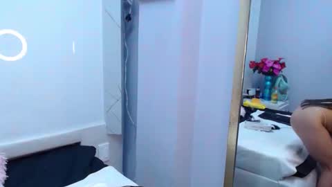 ChloeSignup For Free  Join my Fan Club online show from 12, 1, 2025