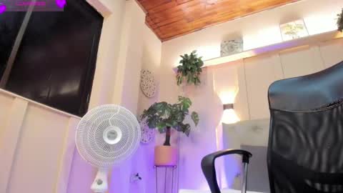 Chloe rosse online show from 4, 3, 2025