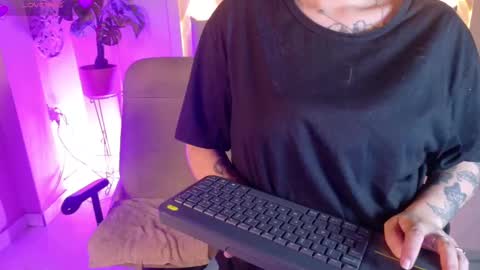 Chloe rosse online show from 13, 9, 2025